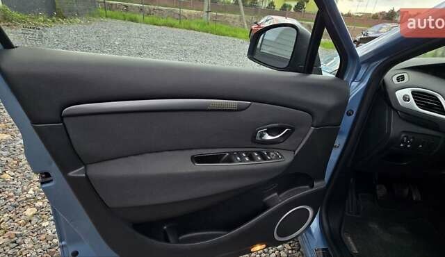 Рено Сценик 2010 в Львове на Automoto.ua Синий Рено Сценик, объемом двигателя 1.4 л и пробегом 179 тыс. км за 7800 $, фото 9 на Automoto.ua