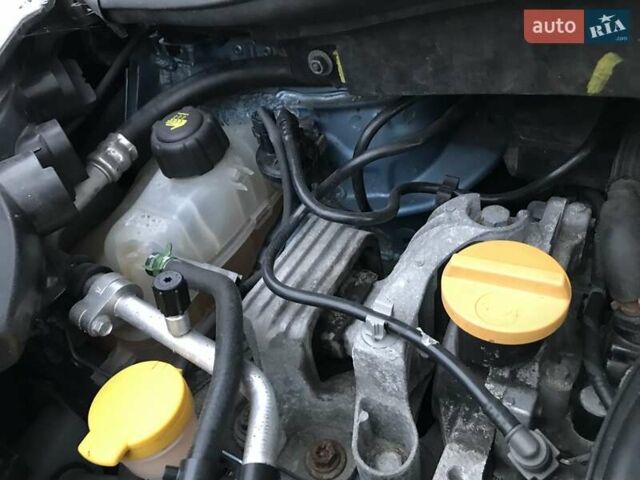 Синий Рено Сценик, объемом двигателя 2 л и пробегом 240 тыс. км за 7200 $, фото 15 на Automoto.ua