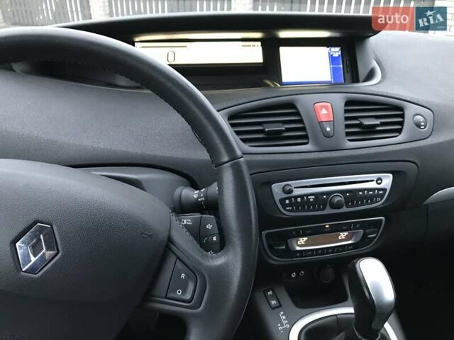 Синий Рено Сценик, объемом двигателя 2 л и пробегом 240 тыс. км за 7200 $, фото 10 на Automoto.ua