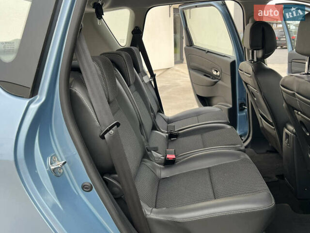 Синий Рено Сценик, объемом двигателя 1.5 л и пробегом 157 тыс. км за 8350 $, фото 92 на Automoto.ua