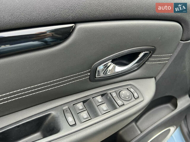 Синий Рено Сценик, объемом двигателя 1.5 л и пробегом 157 тыс. км за 8350 $, фото 63 на Automoto.ua