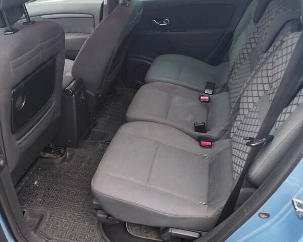 Синий Рено Сценик, объемом двигателя 1.5 л и пробегом 280 тыс. км за 6200 $, фото 38 на Automoto.ua