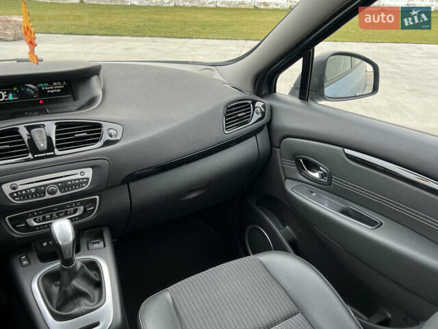 Синій Рено Сценік, об'ємом двигуна 1.5 л та пробігом 157 тис. км за 8200 $, фото 146 на Automoto.ua