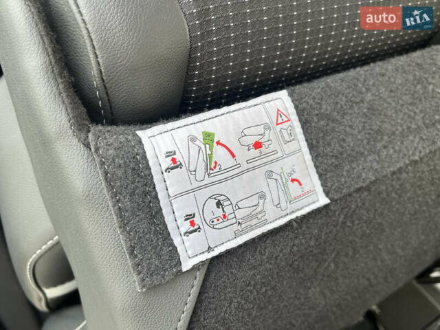 Синий Рено Сценик, объемом двигателя 1.5 л и пробегом 157 тыс. км за 8350 $, фото 75 на Automoto.ua