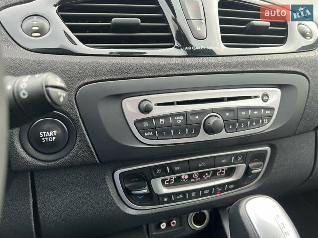 Синій Рено Сценік, об'ємом двигуна 1.5 л та пробігом 157 тис. км за 8200 $, фото 143 на Automoto.ua