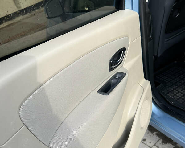 Синий Рено Сценик, объемом двигателя 1.5 л и пробегом 212 тыс. км за 5400 $, фото 21 на Automoto.ua