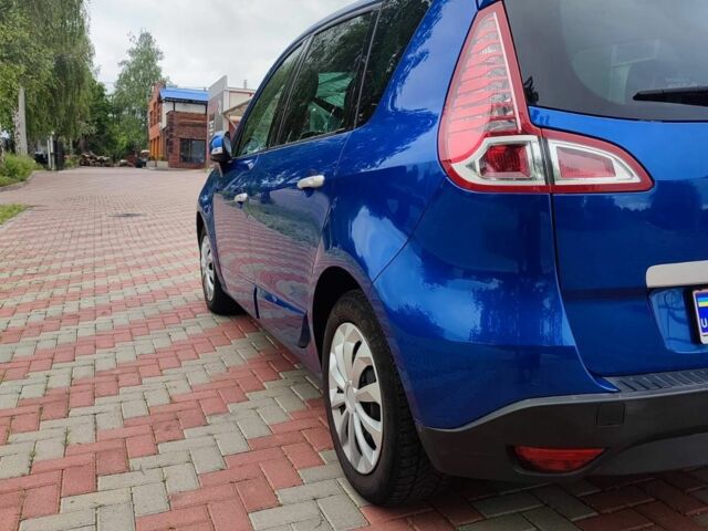 Синій Рено Сценік, об'ємом двигуна 0 л та пробігом 200 тис. км за 8000 $, фото 4 на Automoto.ua