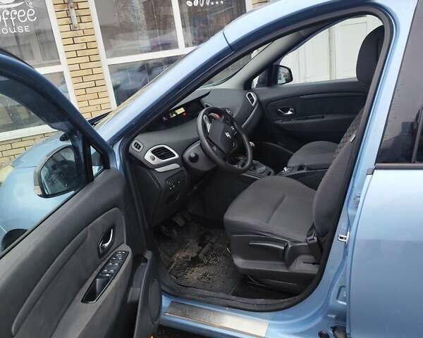 Синий Рено Сценик, объемом двигателя 1.5 л и пробегом 280 тыс. км за 6200 $, фото 36 на Automoto.ua