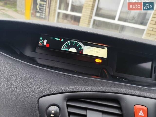 Синий Рено Сценик, объемом двигателя 1.5 л и пробегом 280 тыс. км за 6200 $, фото 13 на Automoto.ua