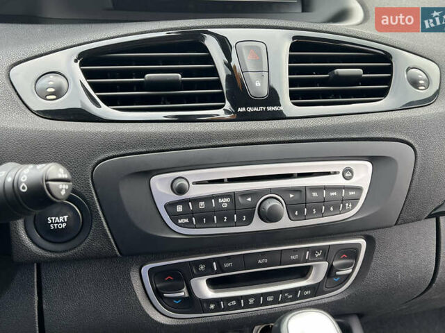 Синій Рено Сценік, об'ємом двигуна 1.5 л та пробігом 157 тис. км за 7950 $, фото 58 на Automoto.ua