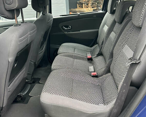 Синий Рено Сценик, объемом двигателя 1.6 л и пробегом 243 тыс. км за 8200 $, фото 52 на Automoto.ua