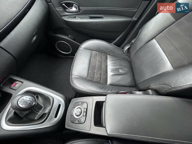 Синій Рено Сценік, об'ємом двигуна 1.4 л та пробігом 225 тис. км за 8700 $, фото 28 на Automoto.ua