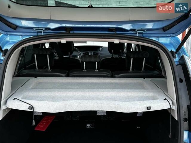 Синий Рено Сценик, объемом двигателя 1.6 л и пробегом 223 тыс. км за 8399 $, фото 64 на Automoto.ua