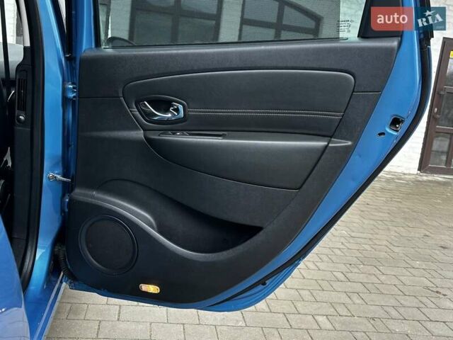 Синий Рено Сценик, объемом двигателя 1.6 л и пробегом 223 тыс. км за 8399 $, фото 106 на Automoto.ua