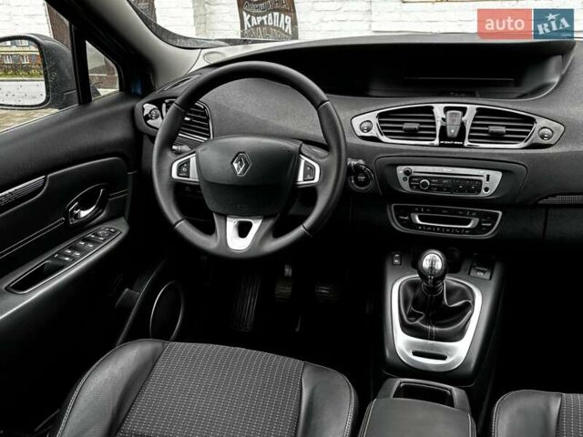 Синий Рено Сценик, объемом двигателя 1.6 л и пробегом 223 тыс. км за 8299 $, фото 103 на Automoto.ua