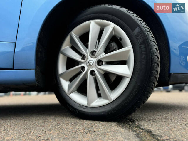 Синий Рено Сценик, объемом двигателя 1.4 л и пробегом 177 тыс. км за 8800 $, фото 23 на Automoto.ua