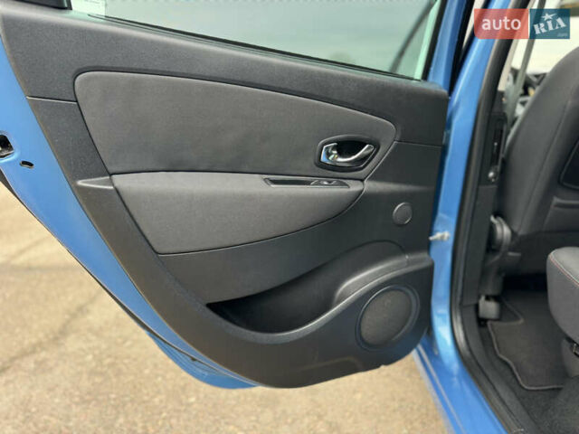 Синий Рено Сценик, объемом двигателя 1.4 л и пробегом 177 тыс. км за 8800 $, фото 39 на Automoto.ua