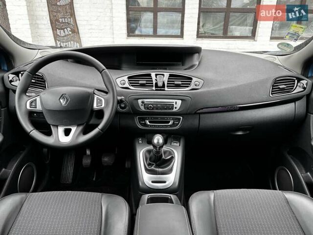Синий Рено Сценик, объемом двигателя 1.6 л и пробегом 223 тыс. км за 8399 $, фото 122 на Automoto.ua