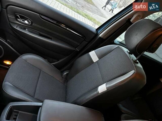 Синий Рено Сценик, объемом двигателя 1.6 л и пробегом 223 тыс. км за 8399 $, фото 94 на Automoto.ua