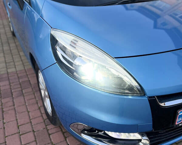 Рено Сценик 2012 в Луцке на Automoto.ua Синий Рено Сценик, объемом двигателя 1.5 л и пробегом 220 тыс. км за 6750 $, фото 7 на Automoto.ua