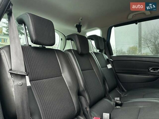 Синий Рено Сценик, объемом двигателя 1.6 л и пробегом 223 тыс. км за 8399 $, фото 113 на Automoto.ua