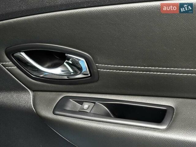 Синий Рено Сценик, объемом двигателя 1.6 л и пробегом 223 тыс. км за 8399 $, фото 107 на Automoto.ua