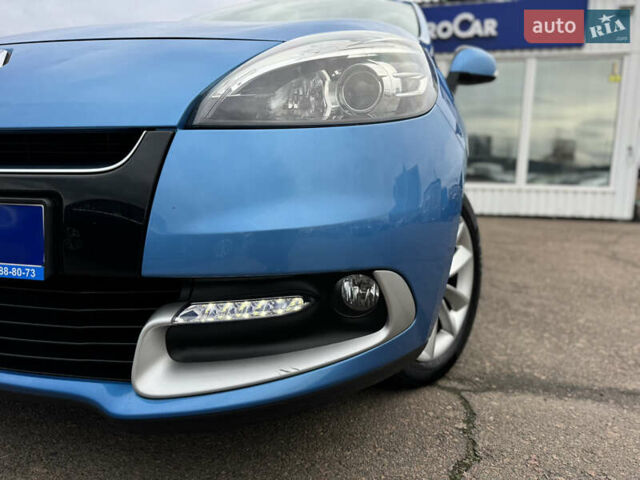 Синий Рено Сценик, объемом двигателя 1.4 л и пробегом 177 тыс. км за 8800 $, фото 15 на Automoto.ua