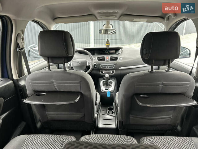 Синий Рено Сценик, объемом двигателя 1.6 л и пробегом 243 тыс. км за 8200 $, фото 17 на Automoto.ua