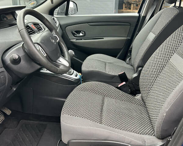 Синий Рено Сценик, объемом двигателя 1.6 л и пробегом 243 тыс. км за 8200 $, фото 50 на Automoto.ua