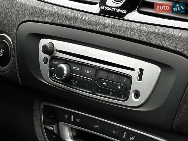 Синий Рено Сценик, объемом двигателя 1.6 л и пробегом 223 тыс. км за 8399 $, фото 82 на Automoto.ua