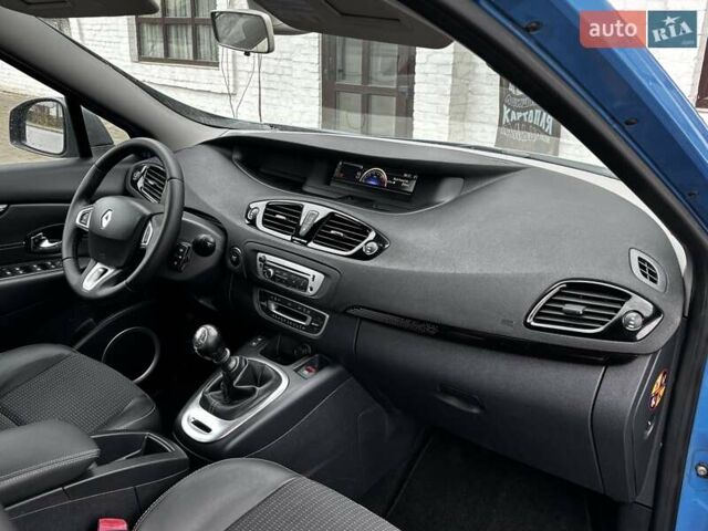 Синий Рено Сценик, объемом двигателя 1.6 л и пробегом 223 тыс. км за 8299 $, фото 66 на Automoto.ua