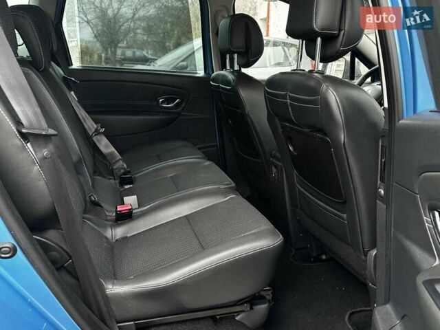 Синий Рено Сценик, объемом двигателя 1.6 л и пробегом 223 тыс. км за 8399 $, фото 111 на Automoto.ua