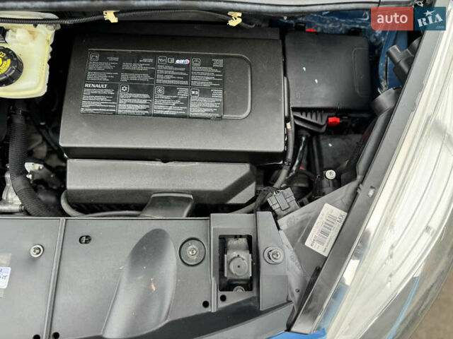Синий Рено Сценик, объемом двигателя 1.4 л и пробегом 177 тыс. км за 8800 $, фото 85 на Automoto.ua