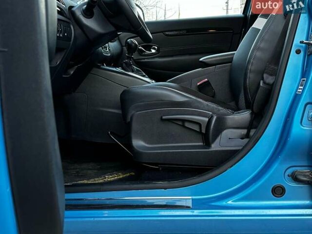 Синий Рено Сценик, объемом двигателя 1.6 л и пробегом 223 тыс. км за 8299 $, фото 97 на Automoto.ua