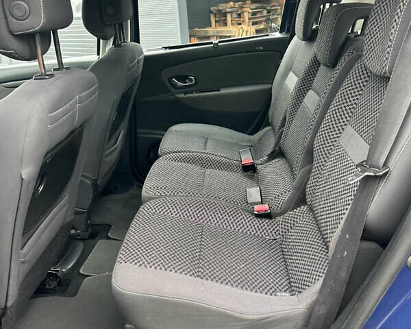 Синий Рено Сценик, объемом двигателя 1.6 л и пробегом 243 тыс. км за 8200 $, фото 14 на Automoto.ua