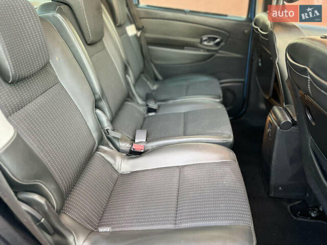 Рено Сценик 2012 в Луцке на Automoto.ua Синий Рено Сценик, объемом двигателя 1.5 л и пробегом 220 тыс. км за 6750 $, фото 3 на Automoto.ua