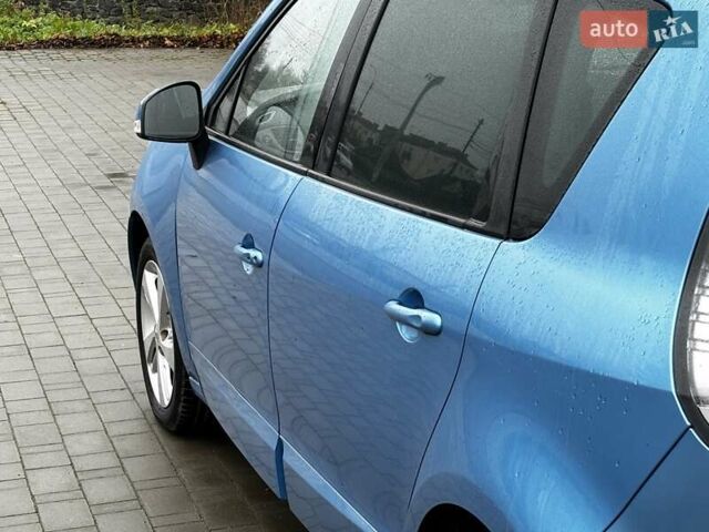 Синий Рено Сценик, объемом двигателя 1.6 л и пробегом 223 тыс. км за 8399 $, фото 48 на Automoto.ua