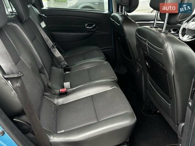 Синий Рено Сценик, объемом двигателя 1.6 л и пробегом 223 тыс. км за 8399 $, фото 112 на Automoto.ua