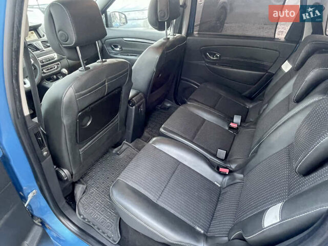 Синий Рено Сценик, объемом двигателя 1.46 л и пробегом 246 тыс. км за 7600 $, фото 9 на Automoto.ua