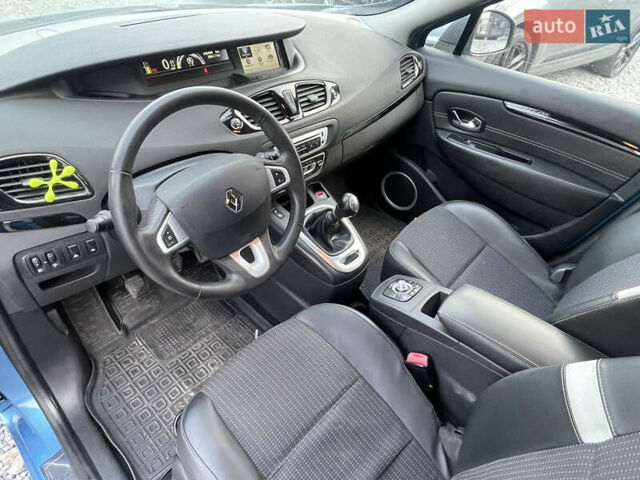 Синий Рено Сценик, объемом двигателя 1.46 л и пробегом 246 тыс. км за 7600 $, фото 8 на Automoto.ua