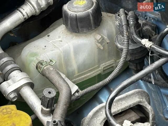 Синий Рено Сценик, объемом двигателя 1.6 л и пробегом 223 тыс. км за 8399 $, фото 58 на Automoto.ua