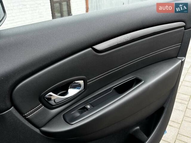 Синий Рено Сценик, объемом двигателя 1.6 л и пробегом 223 тыс. км за 8399 $, фото 86 на Automoto.ua