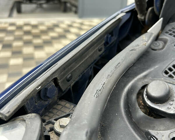 Синий Рено Сценик, объемом двигателя 1.6 л и пробегом 243 тыс. км за 8200 $, фото 119 на Automoto.ua