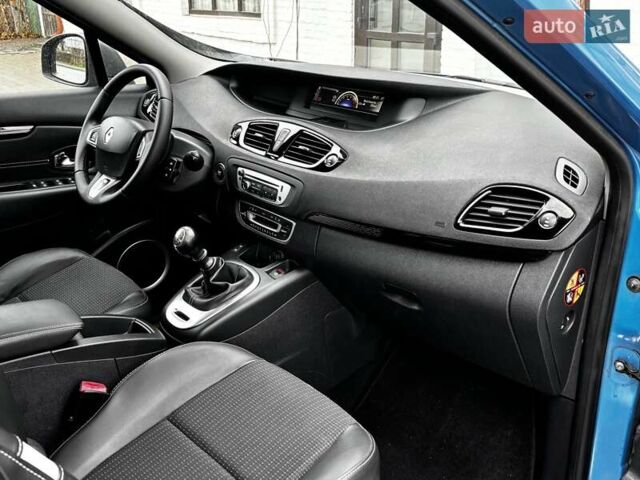 Синий Рено Сценик, объемом двигателя 1.6 л и пробегом 223 тыс. км за 8399 $, фото 76 на Automoto.ua