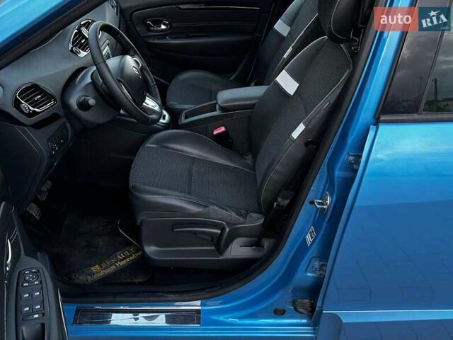 Синий Рено Сценик, объемом двигателя 1.6 л и пробегом 223 тыс. км за 8299 $, фото 101 на Automoto.ua