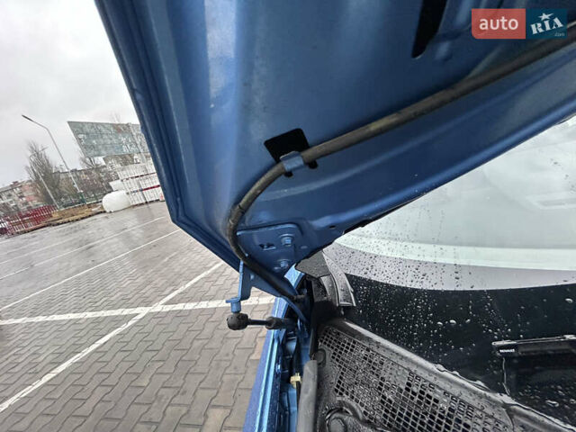 Синій Рено Сценік, об'ємом двигуна 1.4 л та пробігом 225 тис. км за 8700 $, фото 32 на Automoto.ua