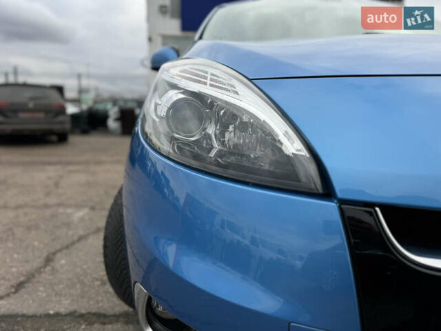 Синий Рено Сценик, объемом двигателя 1.4 л и пробегом 177 тыс. км за 8800 $, фото 17 на Automoto.ua