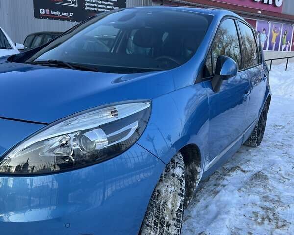 Синий Рено Сценик, объемом двигателя 1.46 л и пробегом 282 тыс. км за 8200 $, фото 14 на Automoto.ua