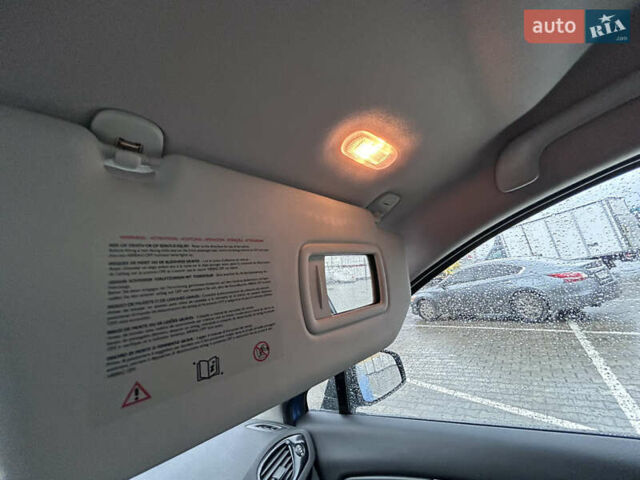 Синій Рено Сценік, об'ємом двигуна 1.4 л та пробігом 225 тис. км за 8700 $, фото 25 на Automoto.ua