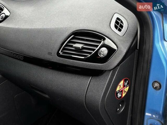 Синий Рено Сценик, объемом двигателя 1.6 л и пробегом 223 тыс. км за 8399 $, фото 77 на Automoto.ua